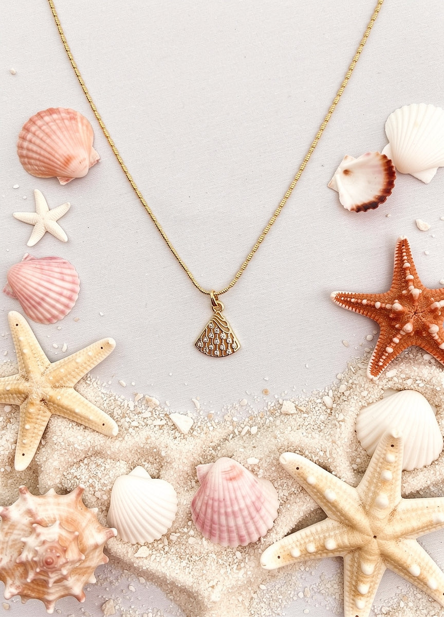Meera Chain Pendant