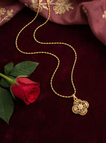 Saavi Chain Pendant