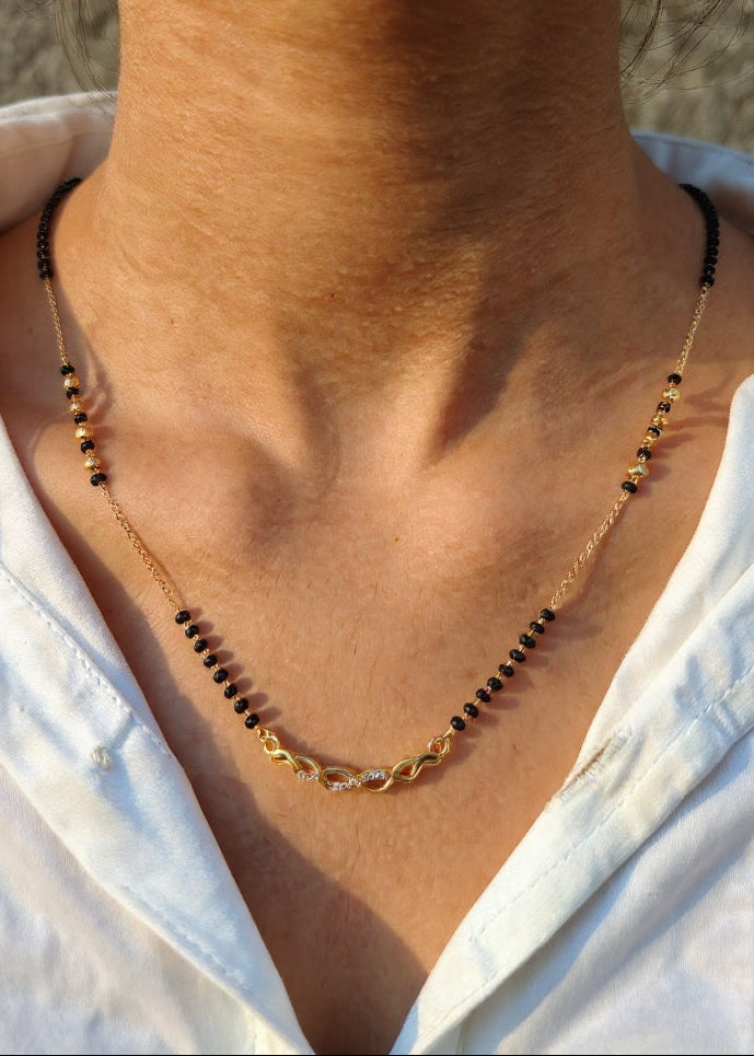 Lara Mangalsutra (rose gold)