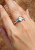 Eshmika Ring (Silver)