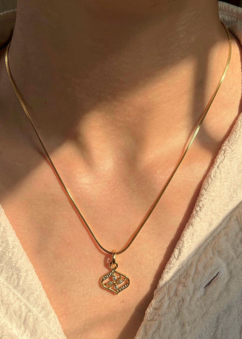 Avni Chain Pendant