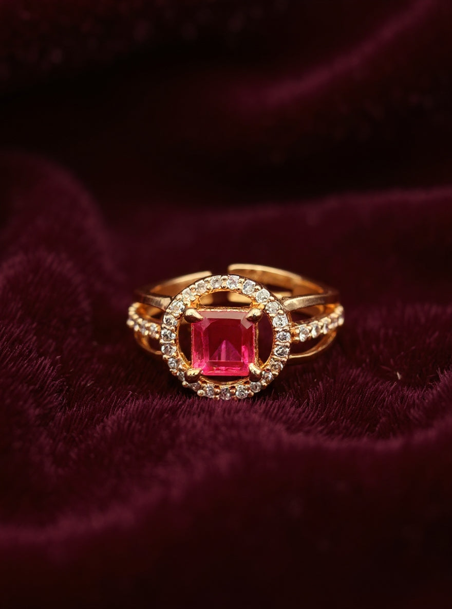 Komal Ring (Golden Pink Stone)