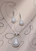 Jassi Chain Pendant