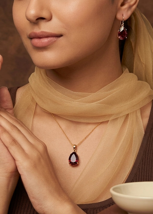 Mirha Chain Pendant