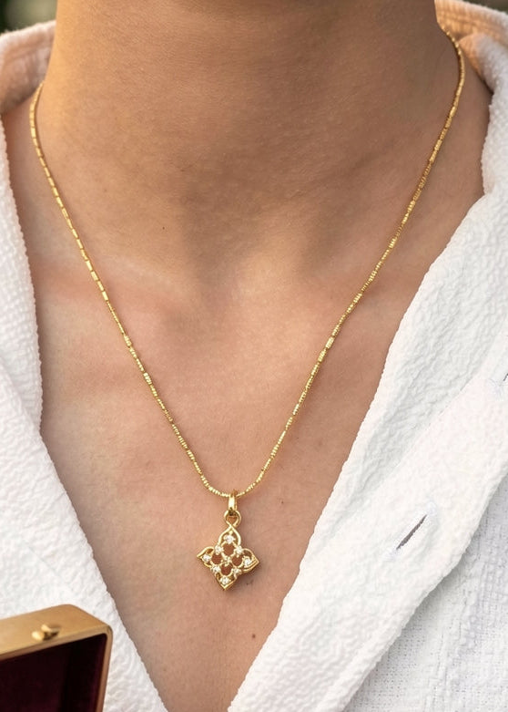 Soni Chain Pendant