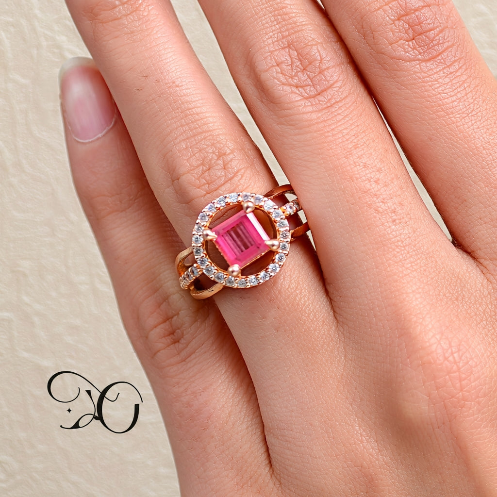 Komal Ring (Golden Pink Stone)