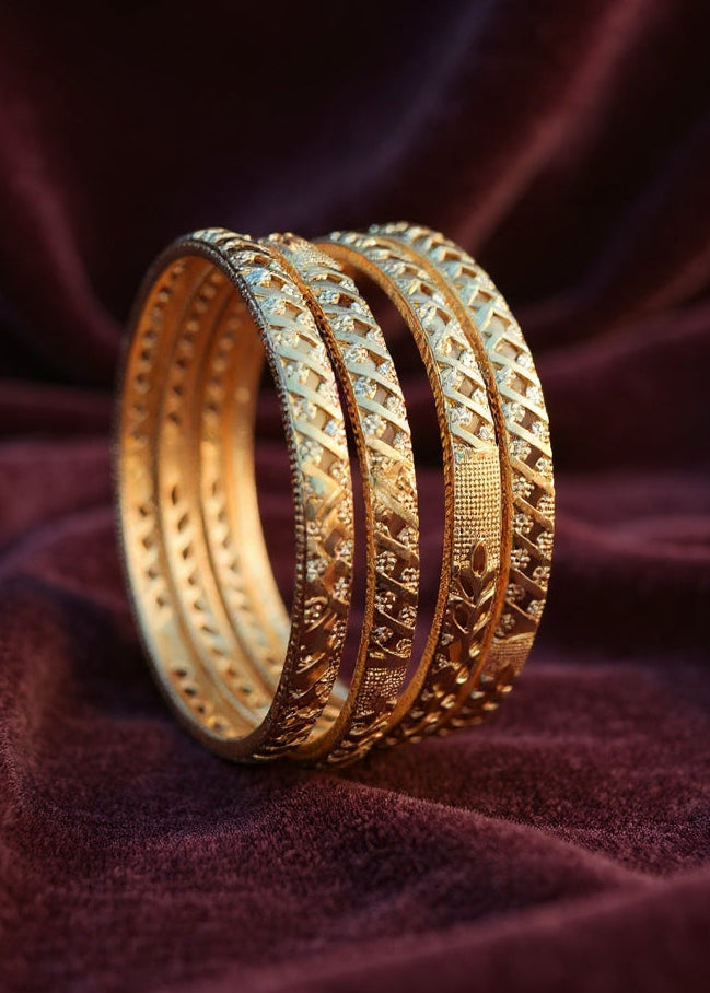 Purva Bangle (Set of 4)