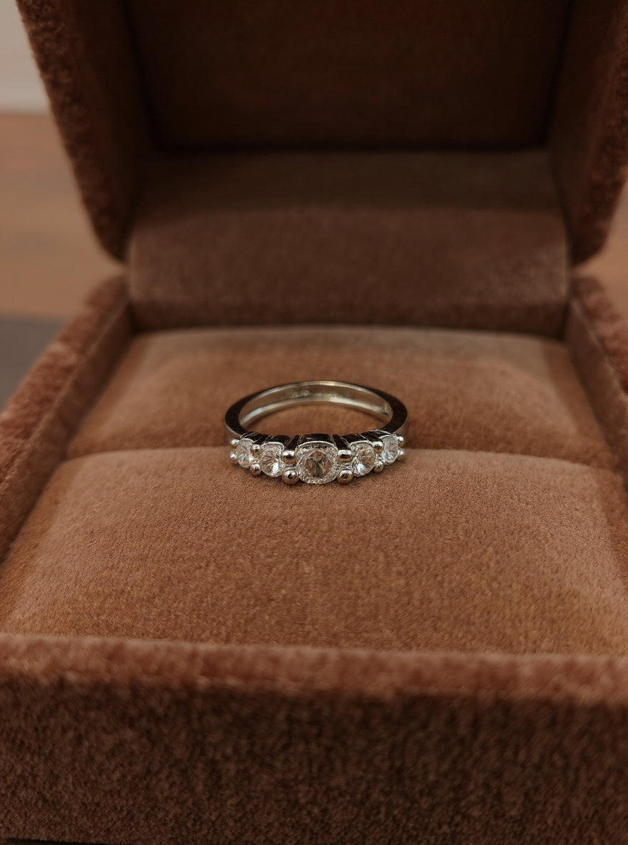 Anjika Ring (Silver)