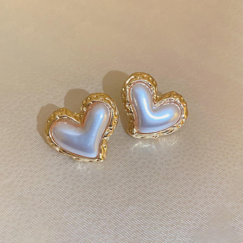 Korean Pearl Heart Gold Earrings