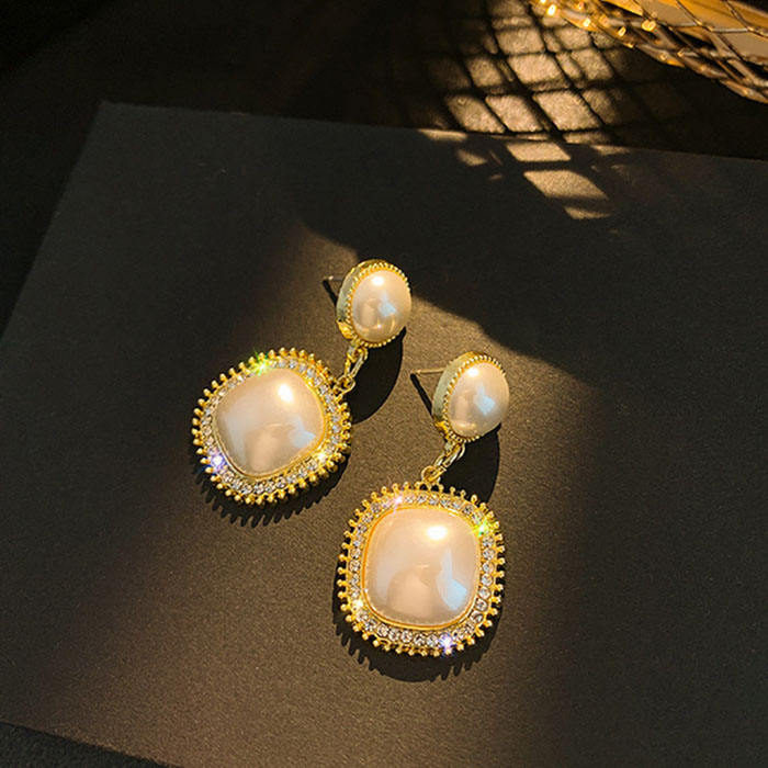 Gold Plated AmazingSquare Drop Earrings