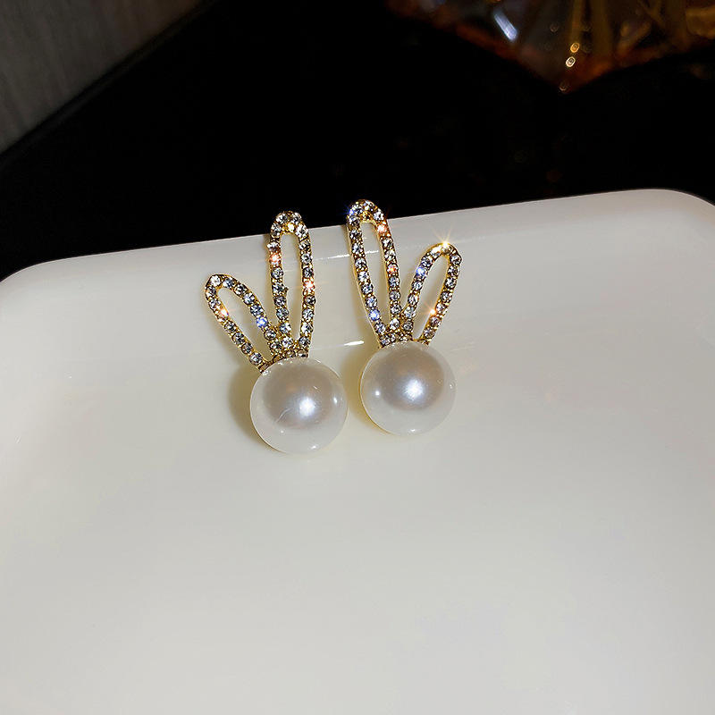 Korean Lovely Pearl Rhinestone Ears Stud